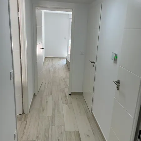 Newly Build 2 Bed Cap-martin - 10mns From Monaco
